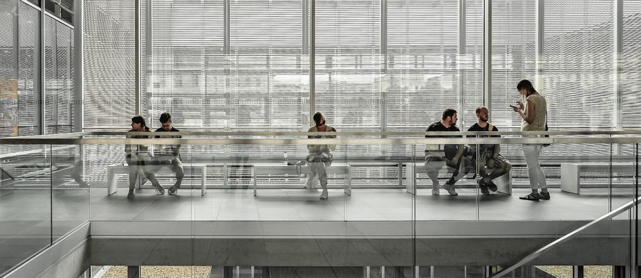 sitting, museum, glass-6897751.jpg